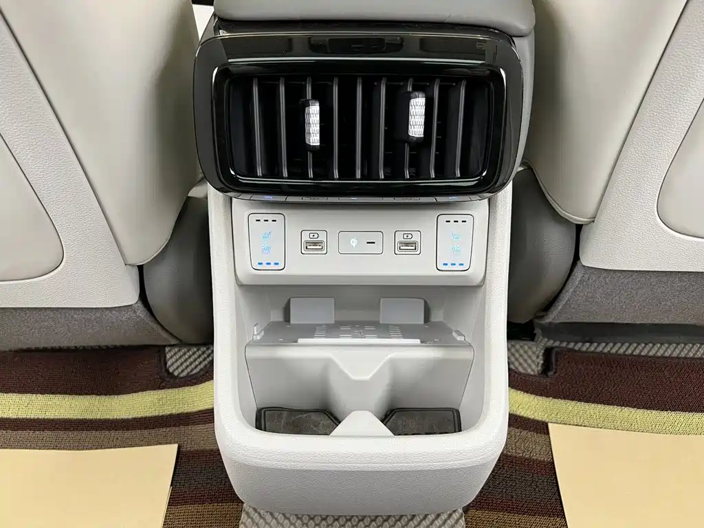 Hyundai Custo — миниатюра 28