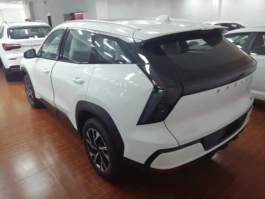 Geely Boyue L L 2025 1.5TD DCT