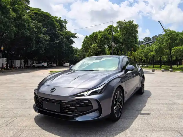 2023 MG MG7