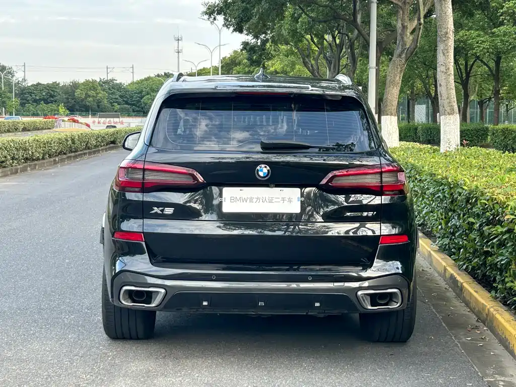 BMW X5 2021 xDrive30i M Sport