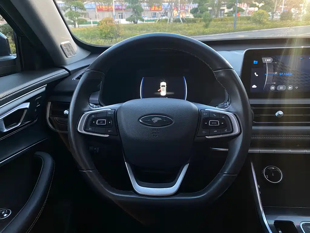 Chery Tiggo 8 — миниатюра 8