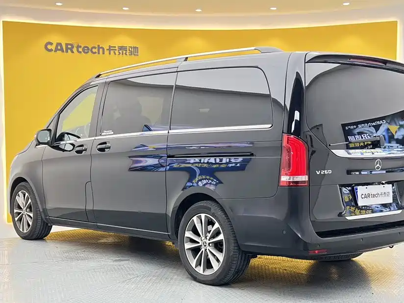 Mercedes-Benz V-Class — миниатюра 6
