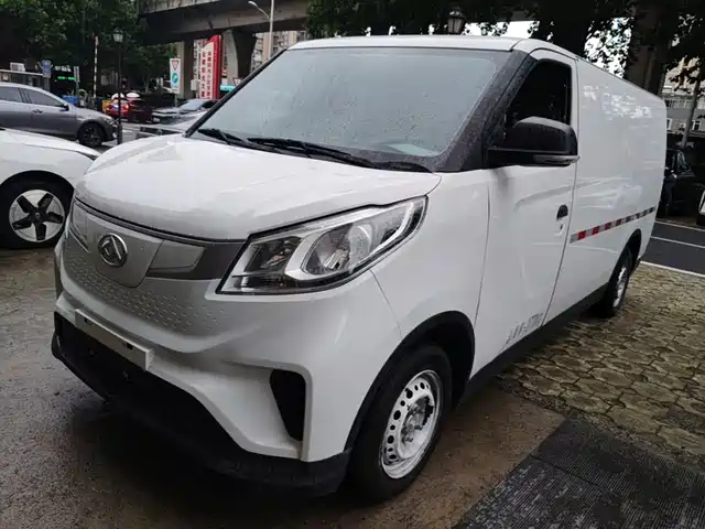 Maxus EV30 2023