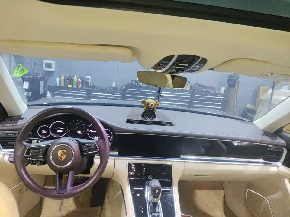 Porsche Panamera — миниатюра 2