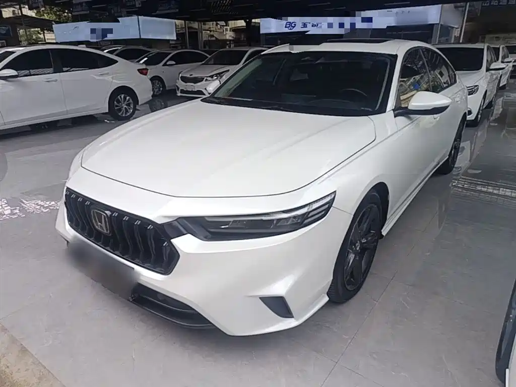 Купить Honda Inspire