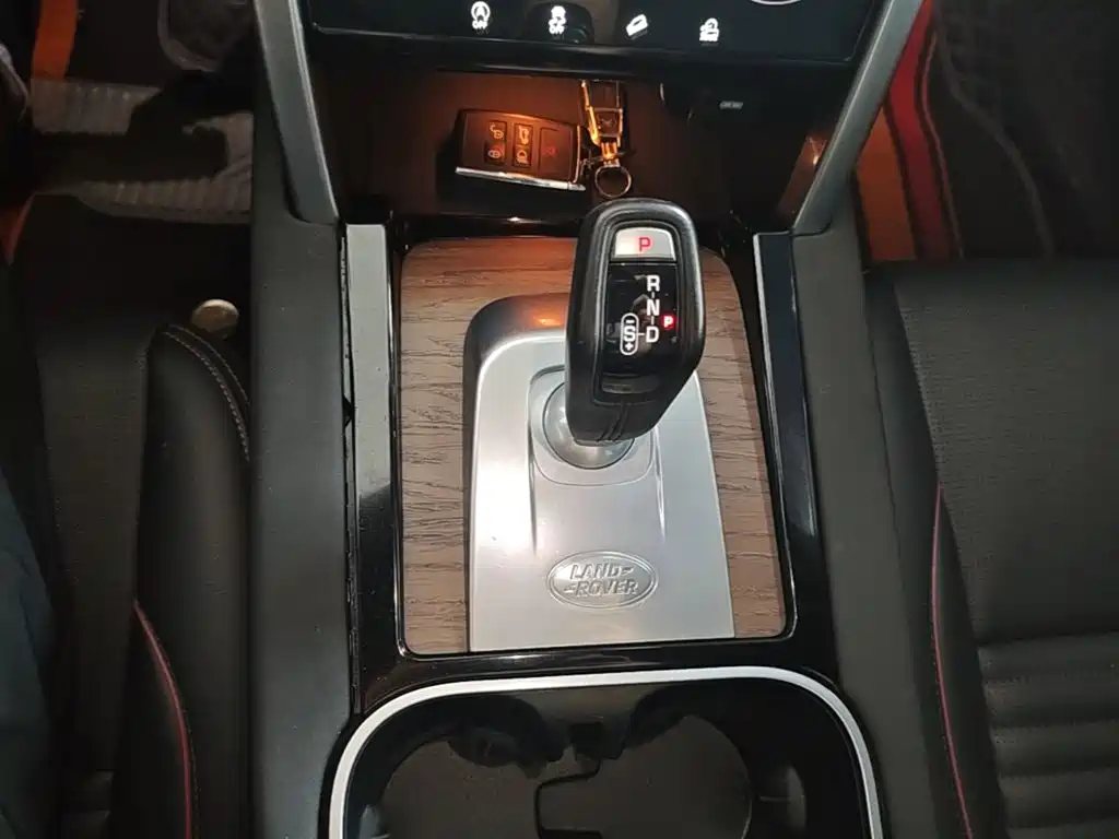 Land Rover Discovery Sport — миниатюра 10