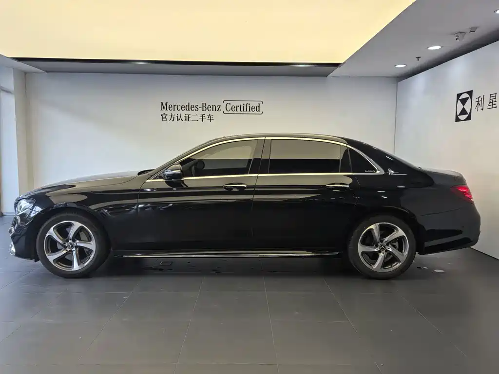 Mercedes-Benz E-Class — миниатюра 3