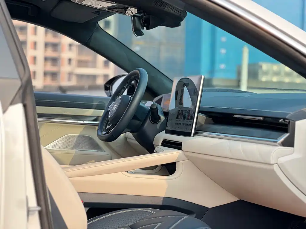 ZEEKR EXTREME KRYPTON 001