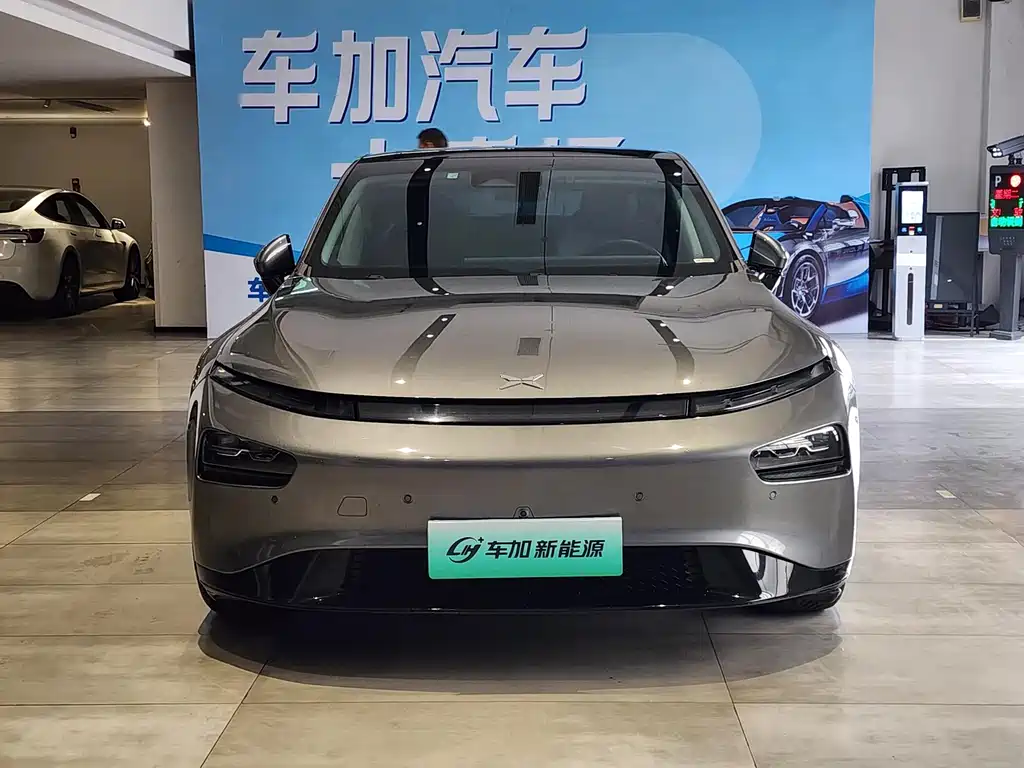 XPeng P7 — миниатюра 2