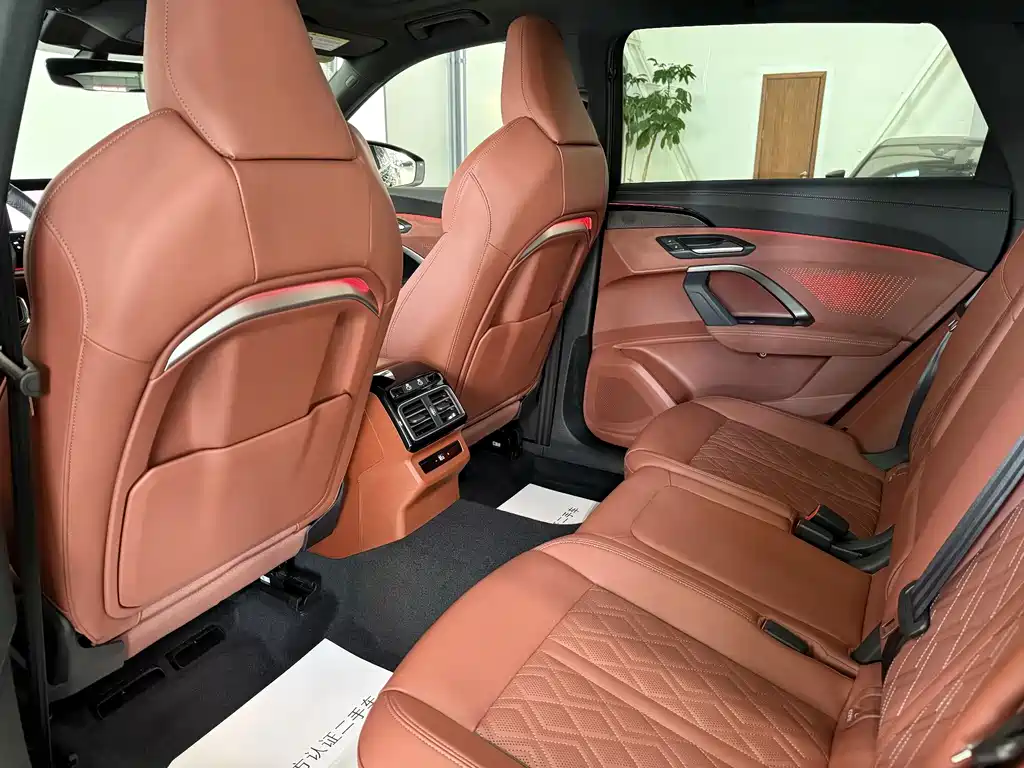 Audi Q5L — миниатюра 7