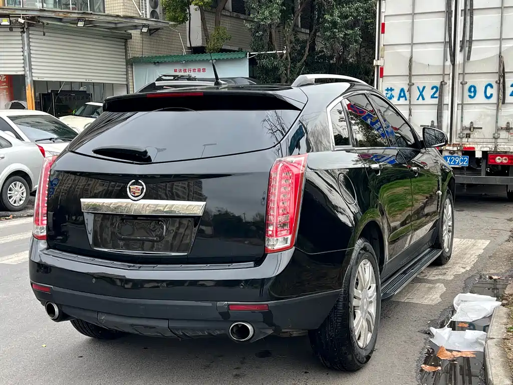 Cadillac SRX 3.0L Luxury Type, фото 2