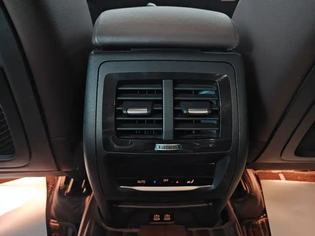 BMW X3 — миниатюра 24