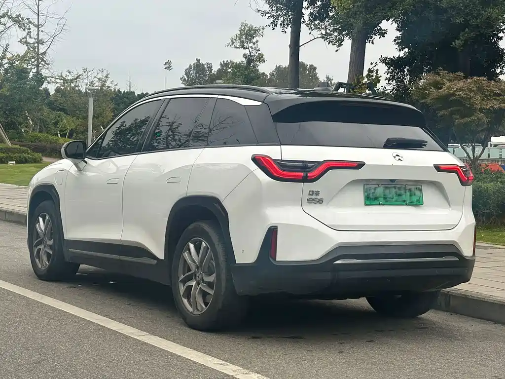 NIO ES6 — миниатюра 4
