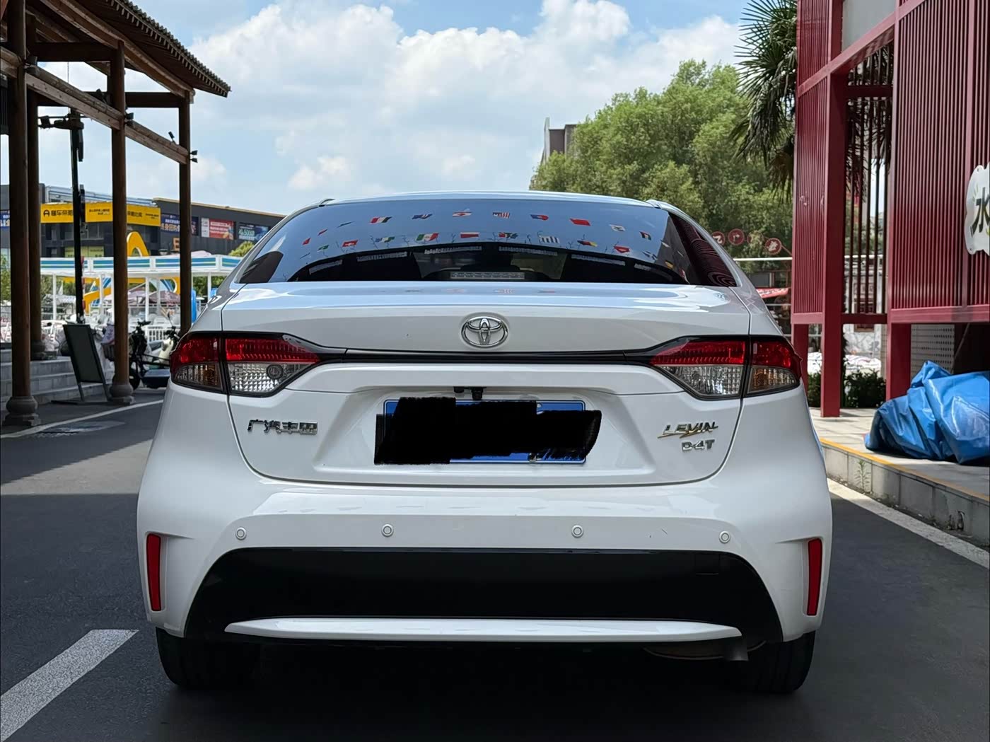 Toyota Levin 1.2 л 2022 г. Белый, пробег 10000 км
