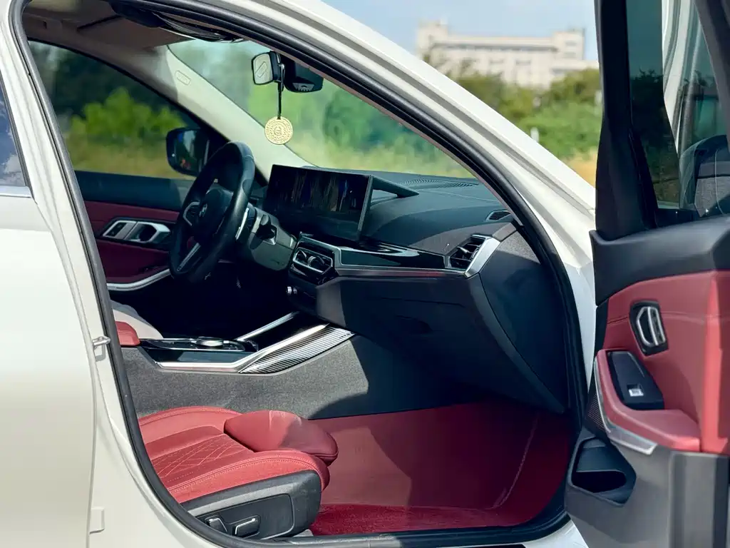 BMW 3 Series — миниатюра 14