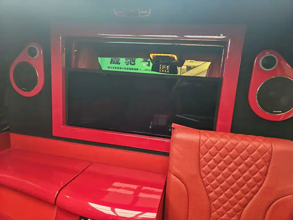 Mercedes-Benz V-Class — миниатюра 9