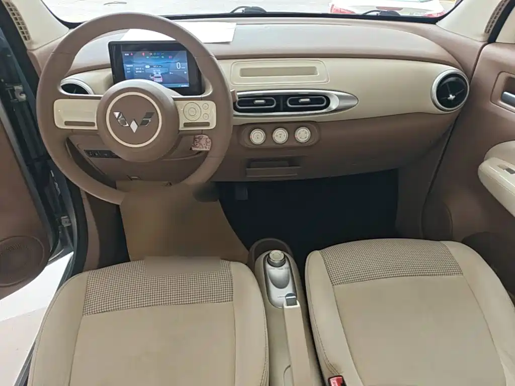 Wuling MINIEV — миниатюра 10
