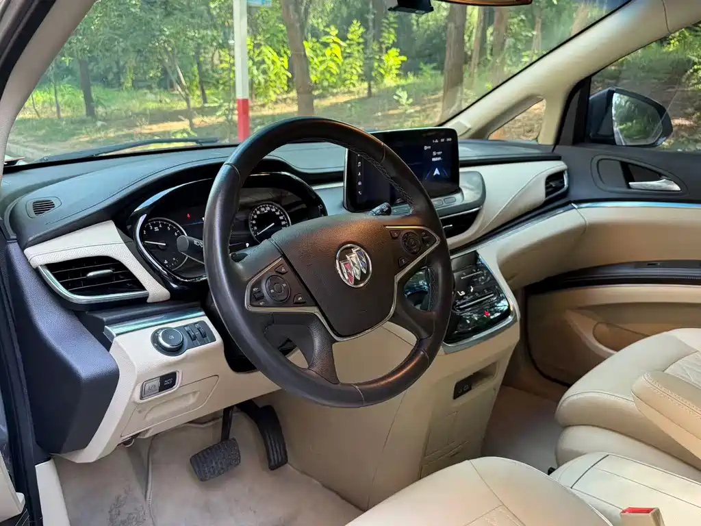 Buick GL8 2023 652T Luxury