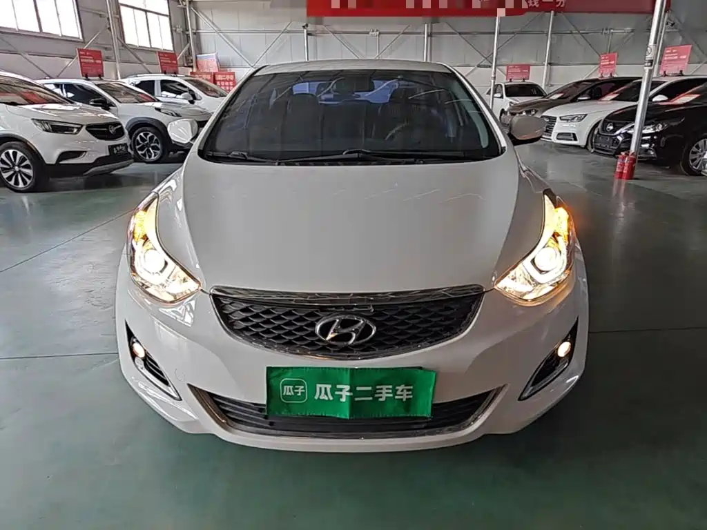 Hyundai Elantra Langdong — миниатюра 3