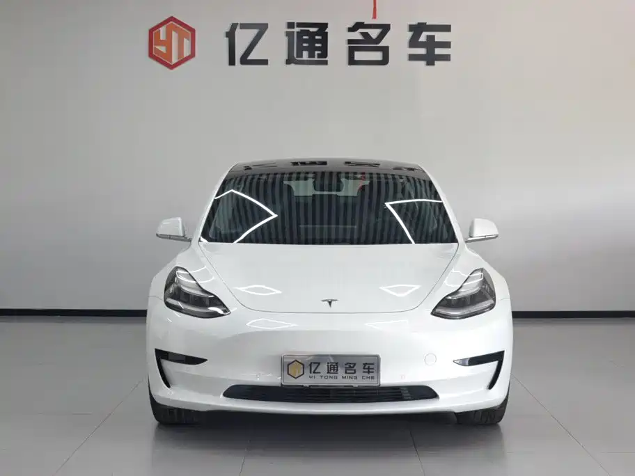 Tesla Model 3 — миниатюра 2