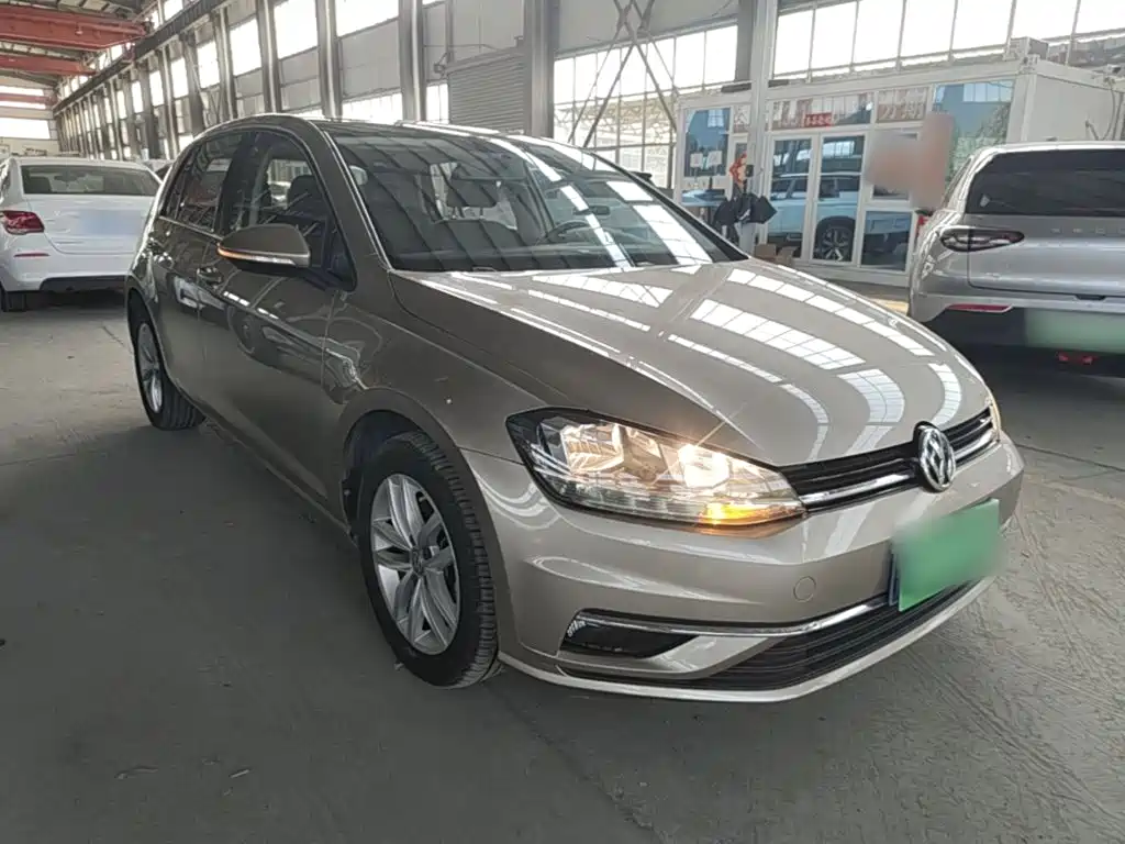 Volkswagen Golf — миниатюра 4