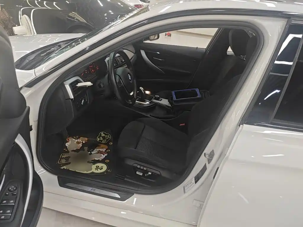 BMW 3 Series — миниатюра 15