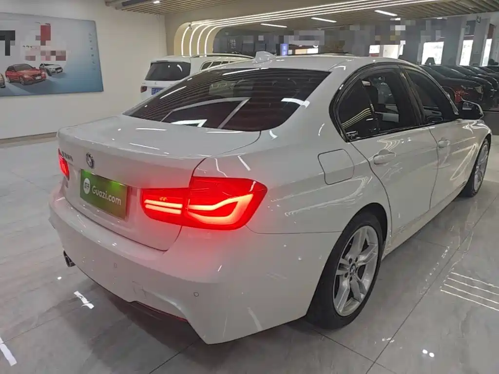 BMW 3 Series — миниатюра 7