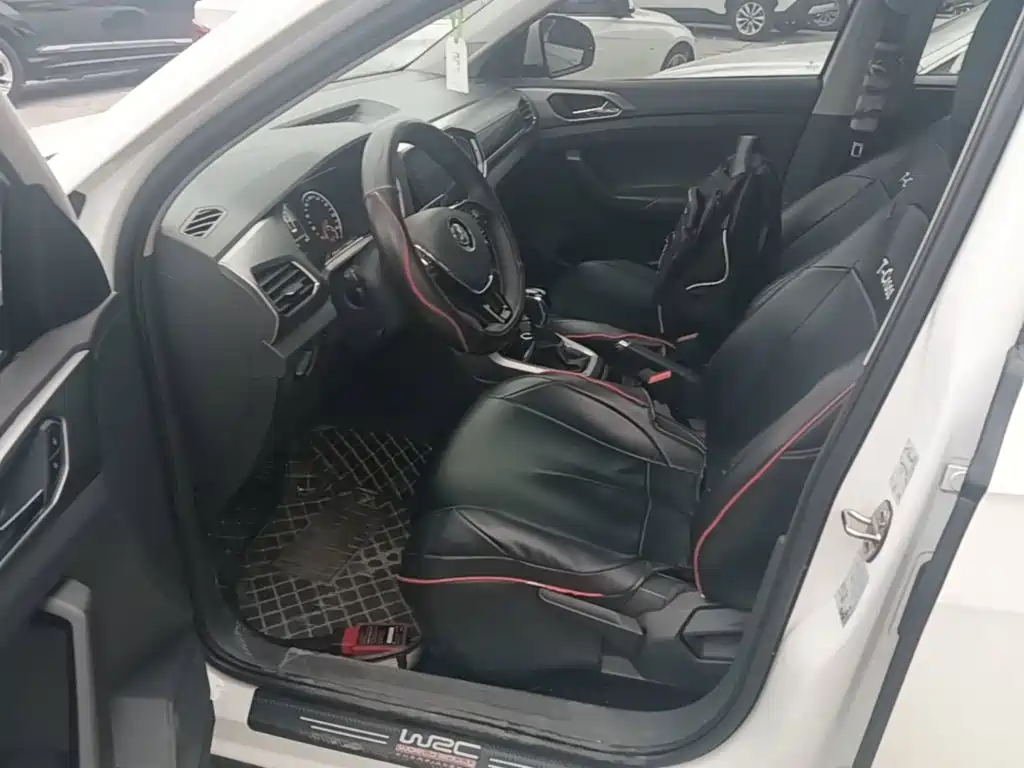 Volkswagen T-Cross — миниатюра 16