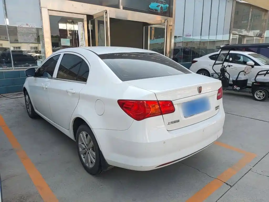 Roewe 350 — миниатюра 5