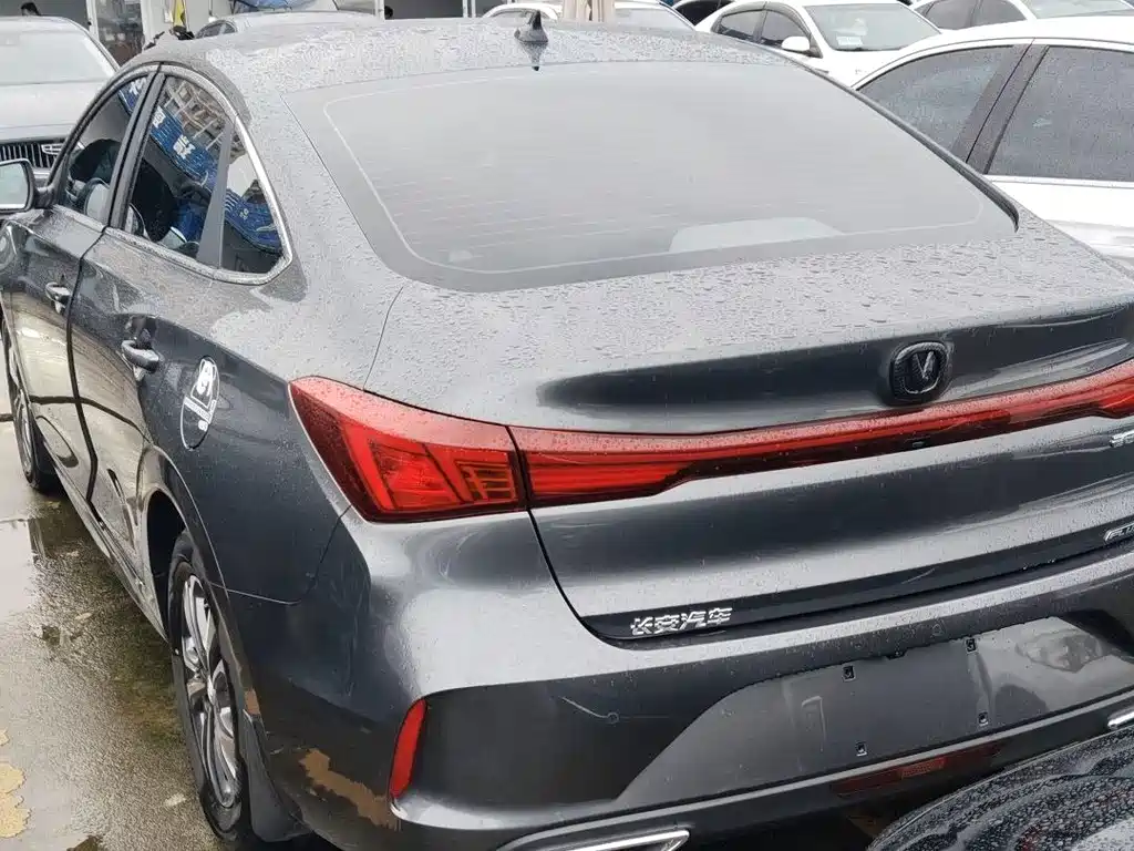 Changan Eado — миниатюра 10