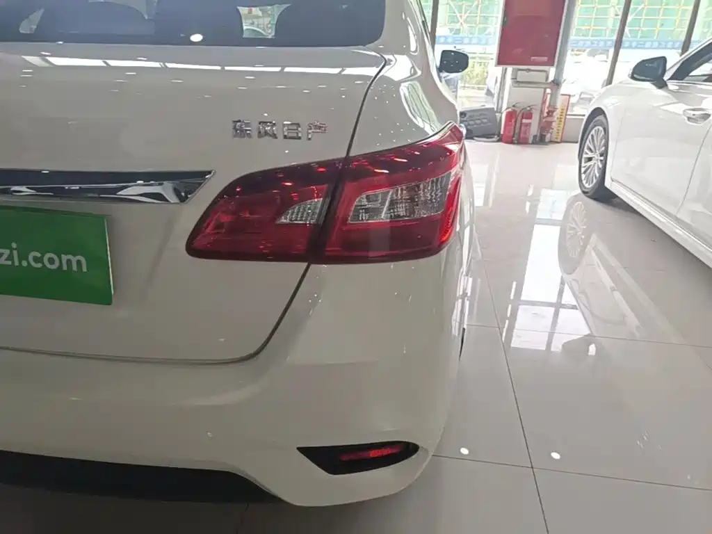 Nissan Sylphy — миниатюра 8