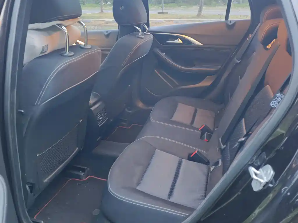 Infiniti QX30 — миниатюра 13