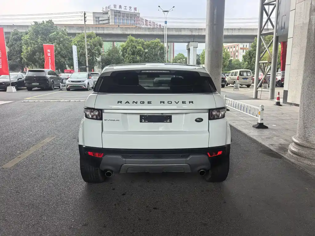 Land Rover Evoque (Import) — миниатюра 11