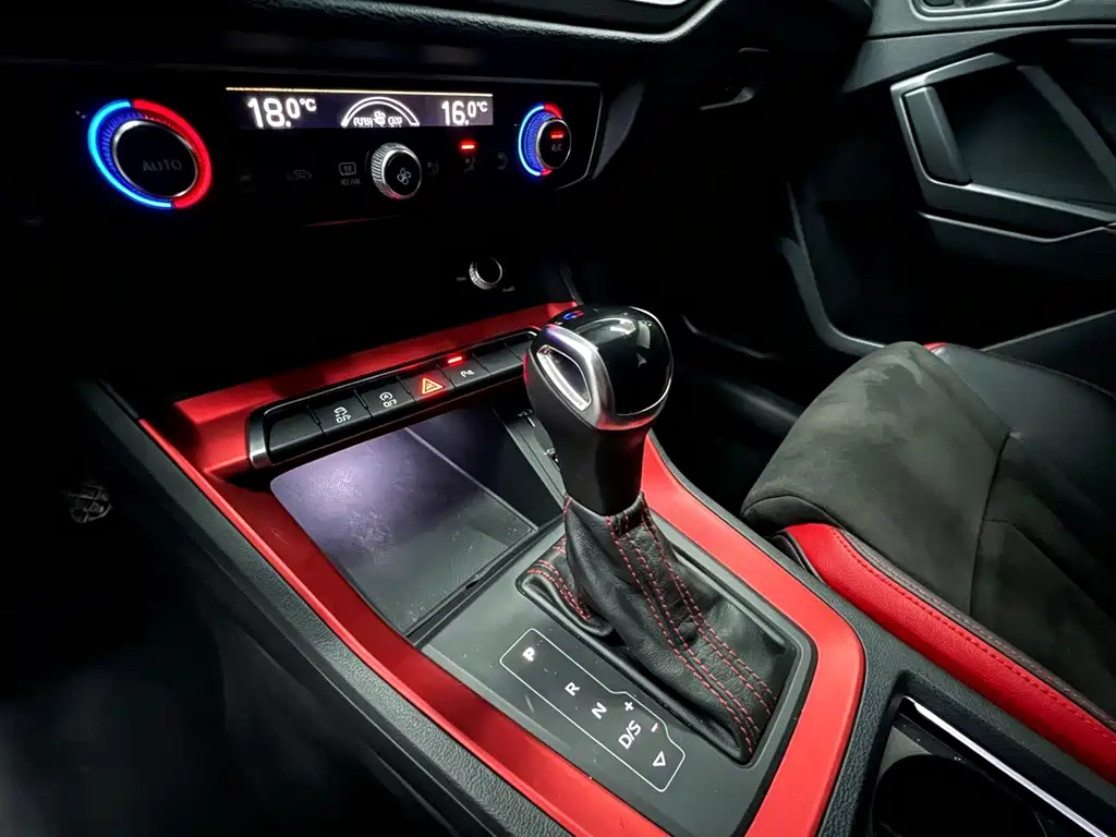 Audi Q3 — миниатюра 12