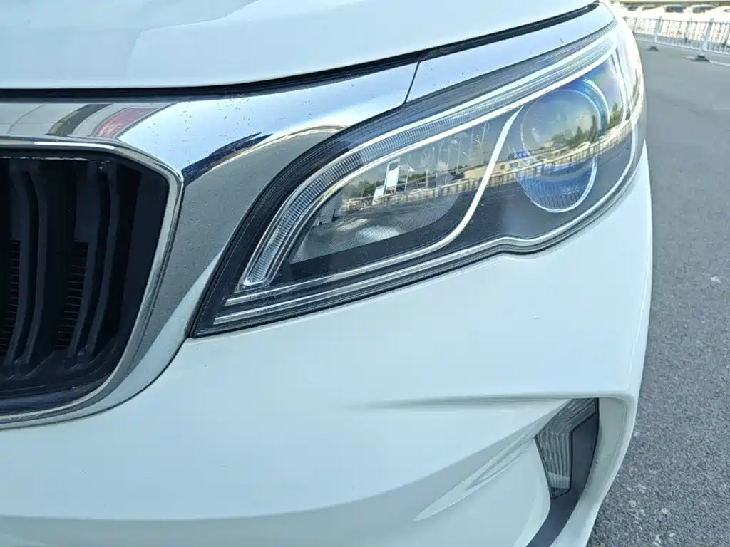 Geely Vision X3 — миниатюра 24