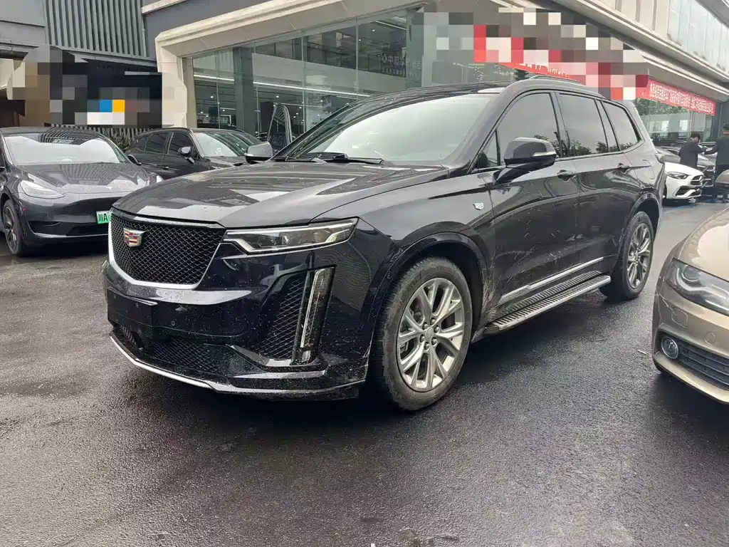 Cadillac XT6