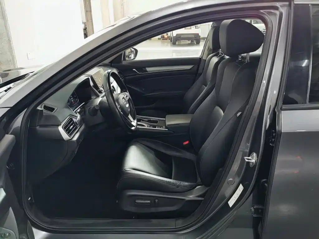 Honda Accord — миниатюра 10
