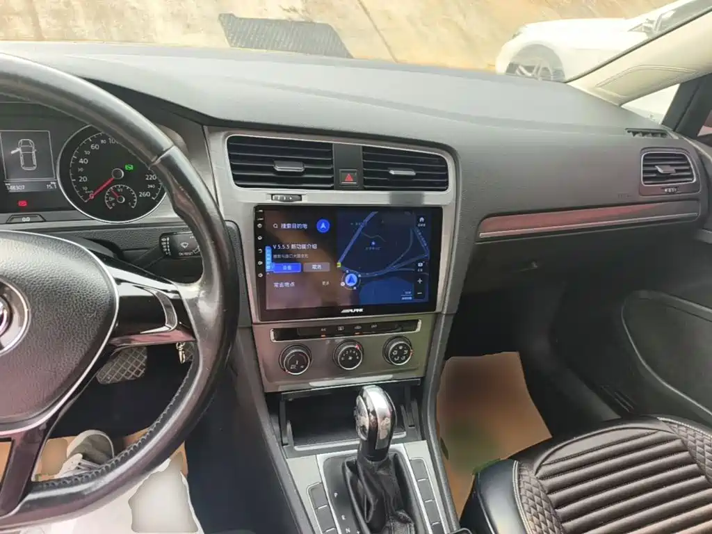 Volkswagen Golf — миниатюра 10