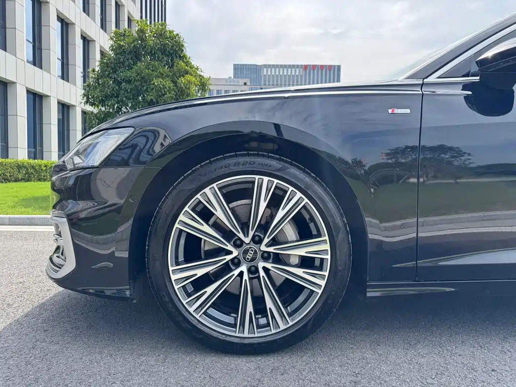 Audi A6L — миниатюра 30