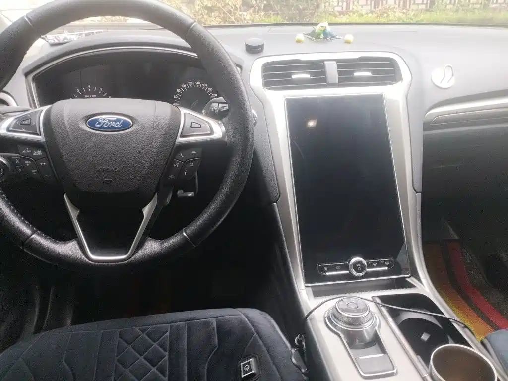 Ford Mondeo — миниатюра 13