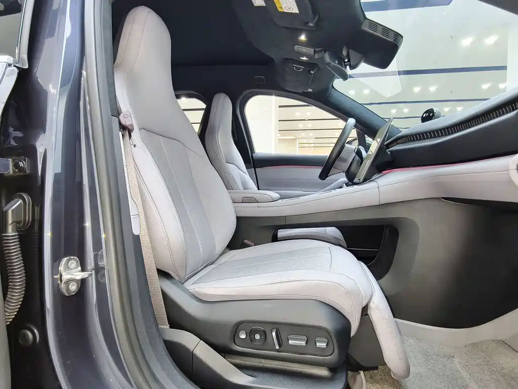 NIO EC6 — миниатюра 7
