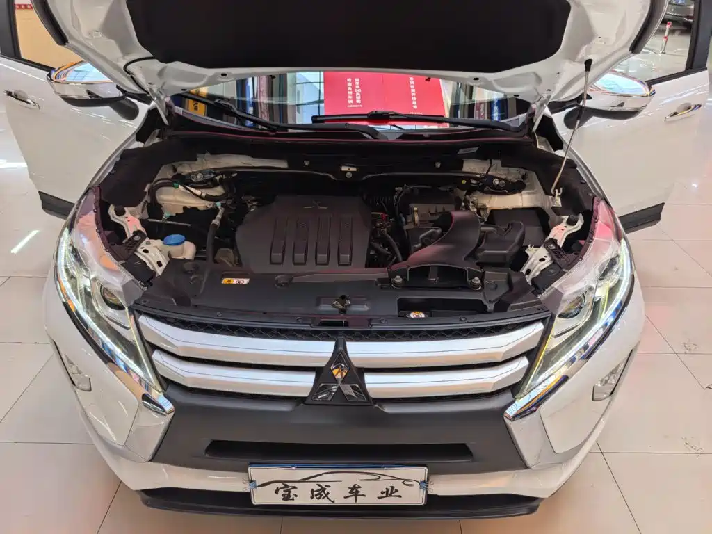 Mitsubishi Eclipse Cross — миниатюра 19