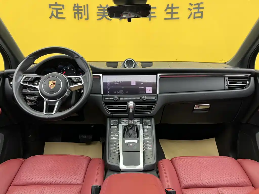 Porsche Macan — миниатюра 15