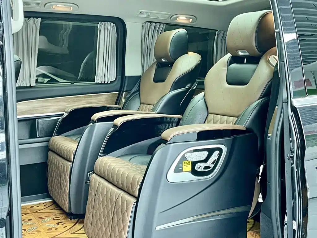 Mercedes-Benz V-Class — миниатюра 10