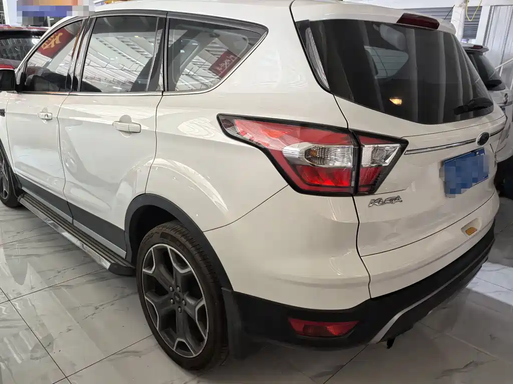 Ford Kuga — миниатюра 4