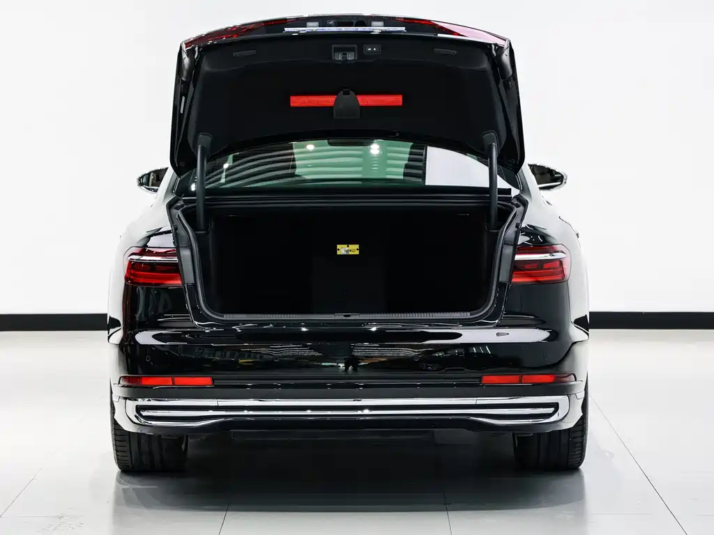 Audi A8 — миниатюра 15