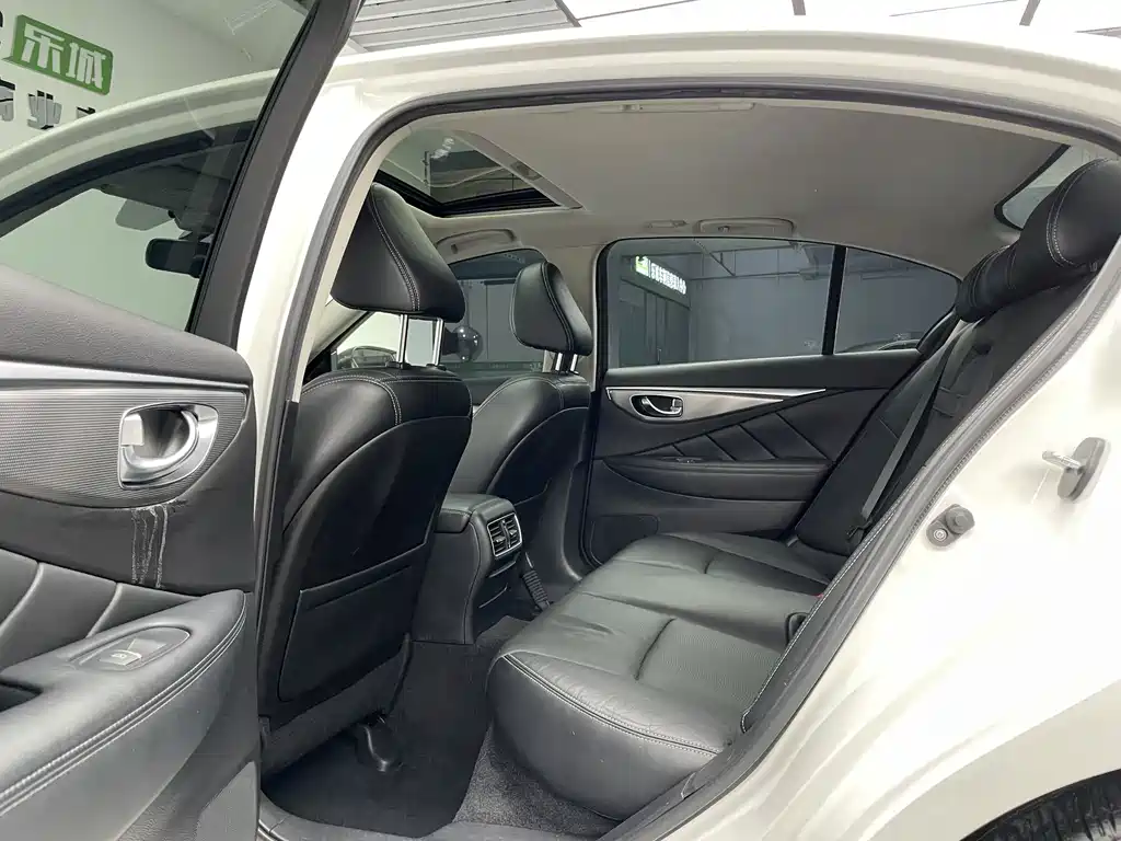 Infiniti Q50 — миниатюра 8