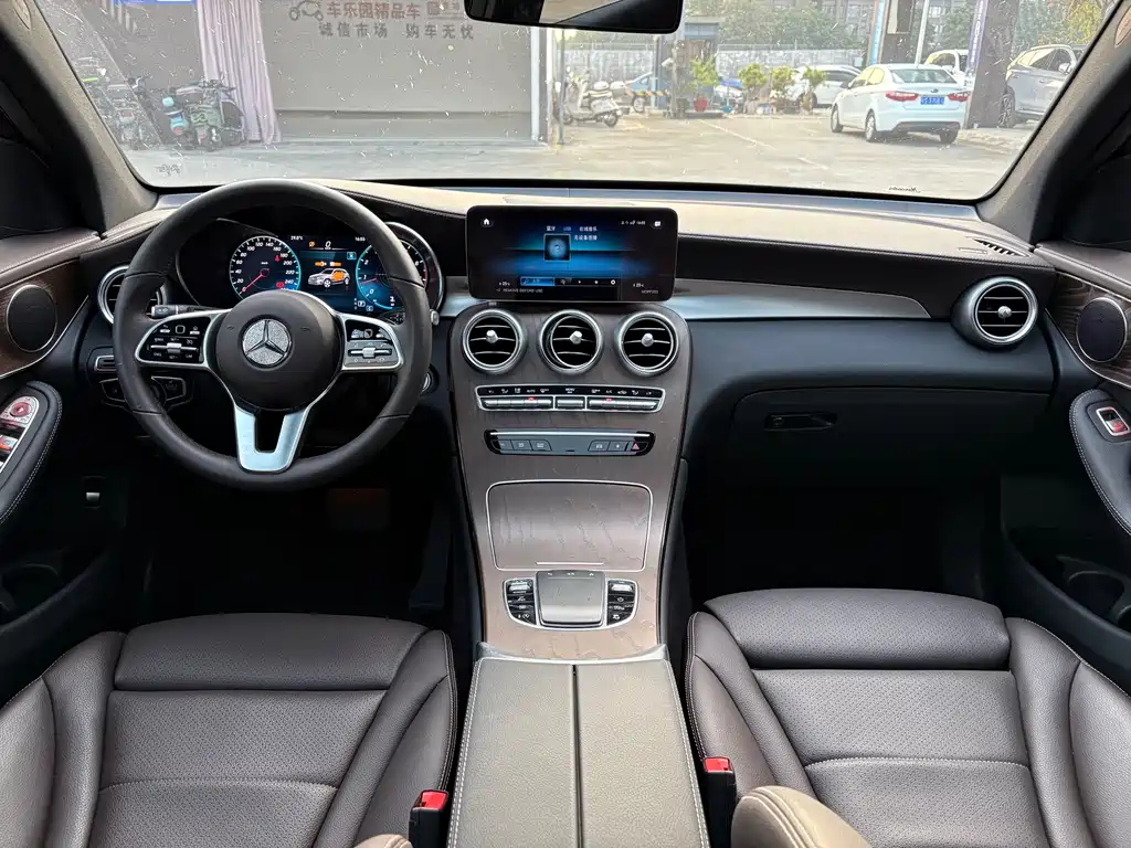 Mercedes-Benz GLC 2022 GLC 300 L 4MATIC