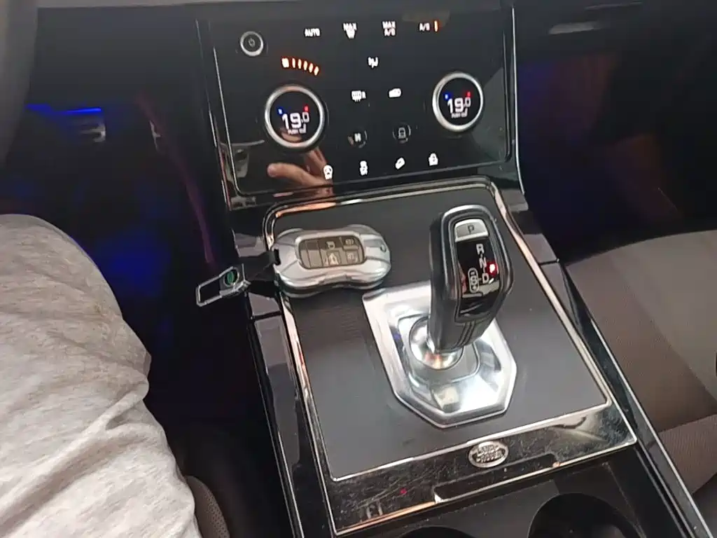 Land Rover Evoque — миниатюра 14
