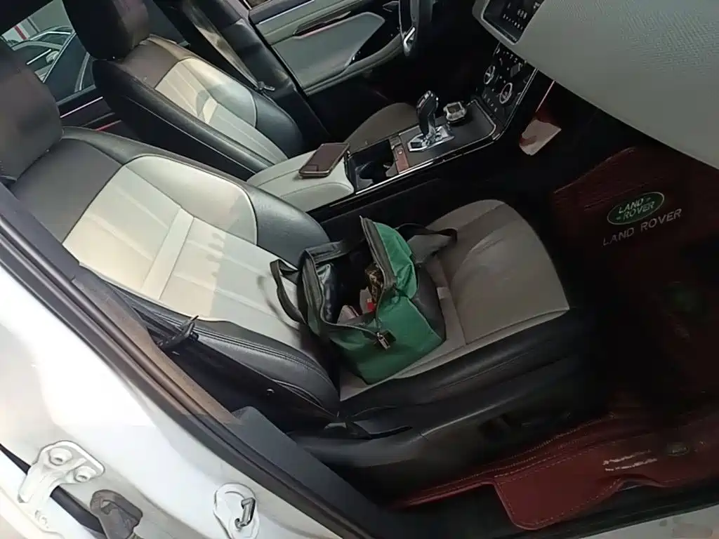 Land Rover Evoque — миниатюра 25
